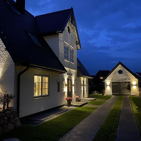 Neu! Ferienhaus Litj Horsa Hoog - Luxus, Lage, Leichtigkeit Mit Wellenrauschen In Wenningstedt Sylt Exterior foto